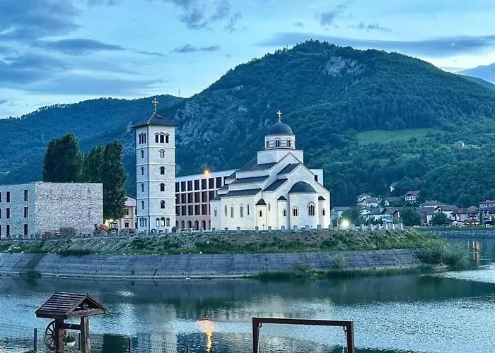 Vila Leolaz